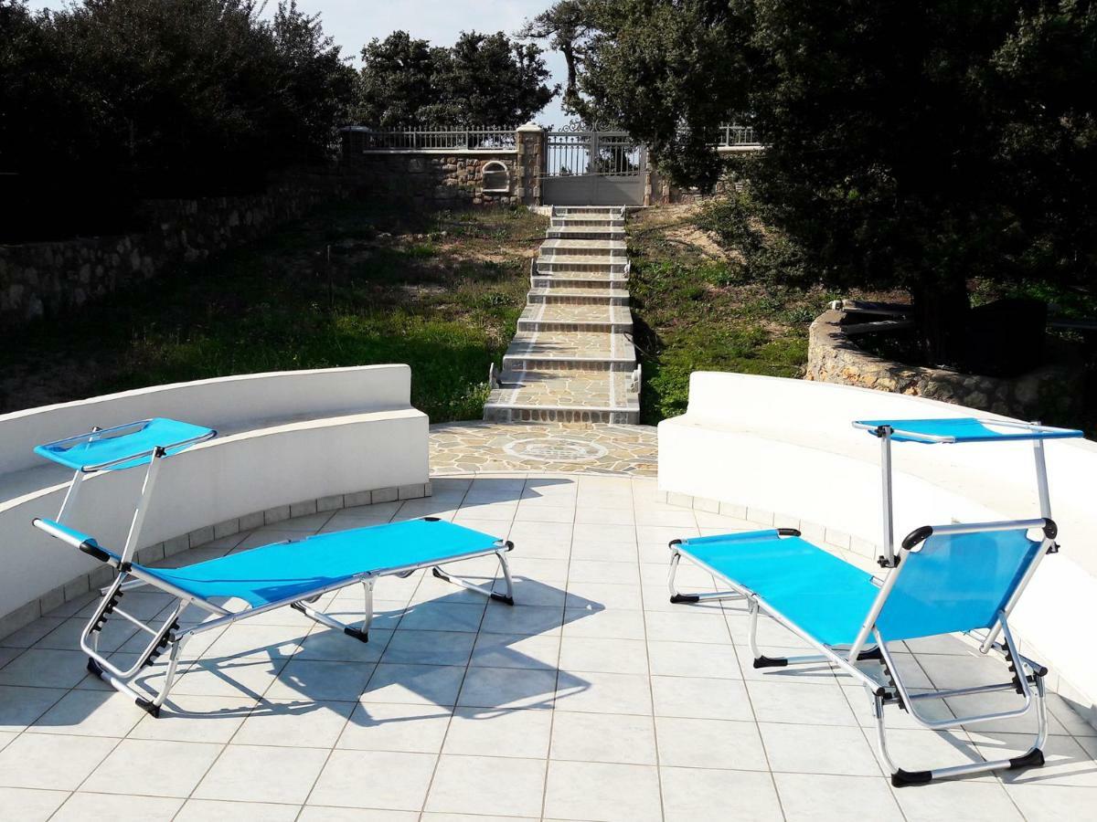 Elafonisos: Two Storey House On The Sea Front Exterior photo